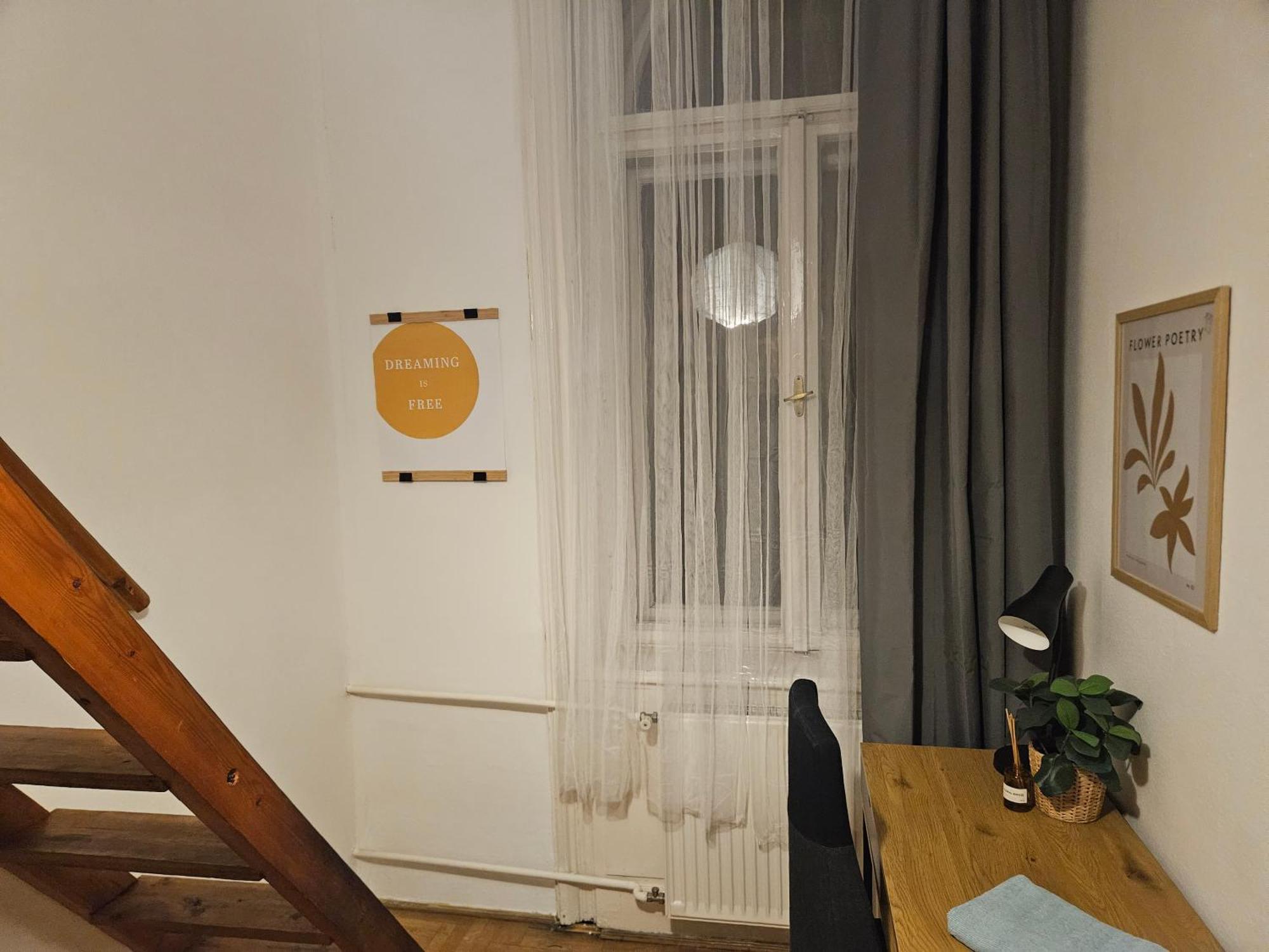 Downtown Gem Rooms Budapest Exteriör bild